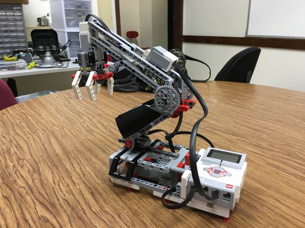 EV 3 Mindstorm H25 Robot arm